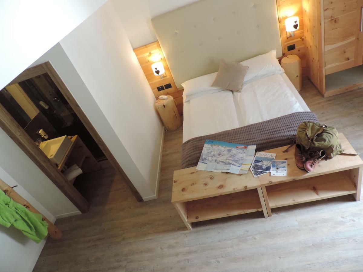 Hotel Scoiattolo テーゼロ エクステリア 写真