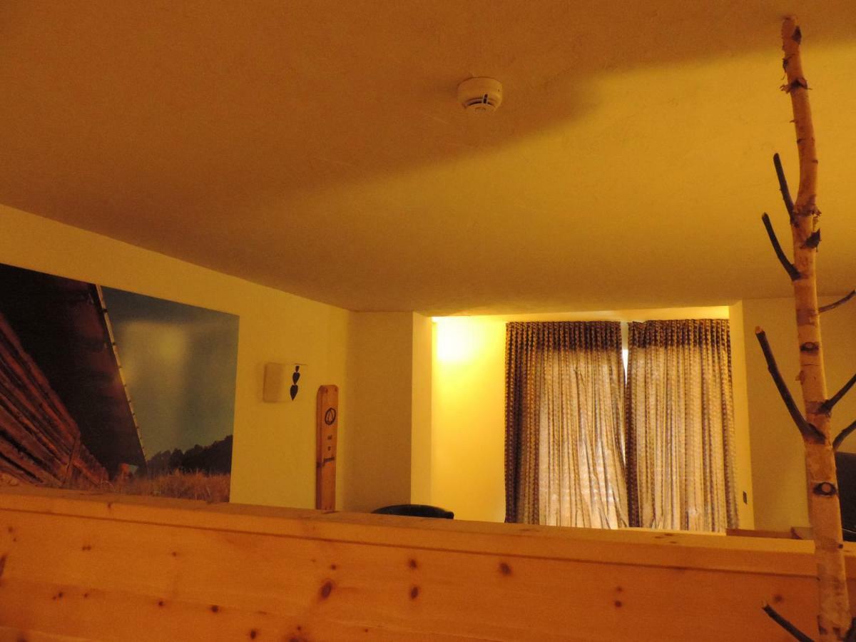 Hotel Scoiattolo テーゼロ エクステリア 写真